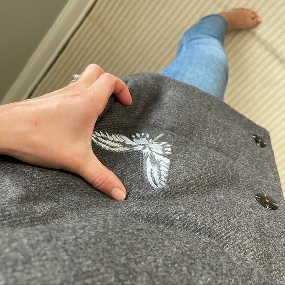 Seven Lab NYC Cashmere-Wool Butterfly Embroidered Vest - Picture 10 of 12